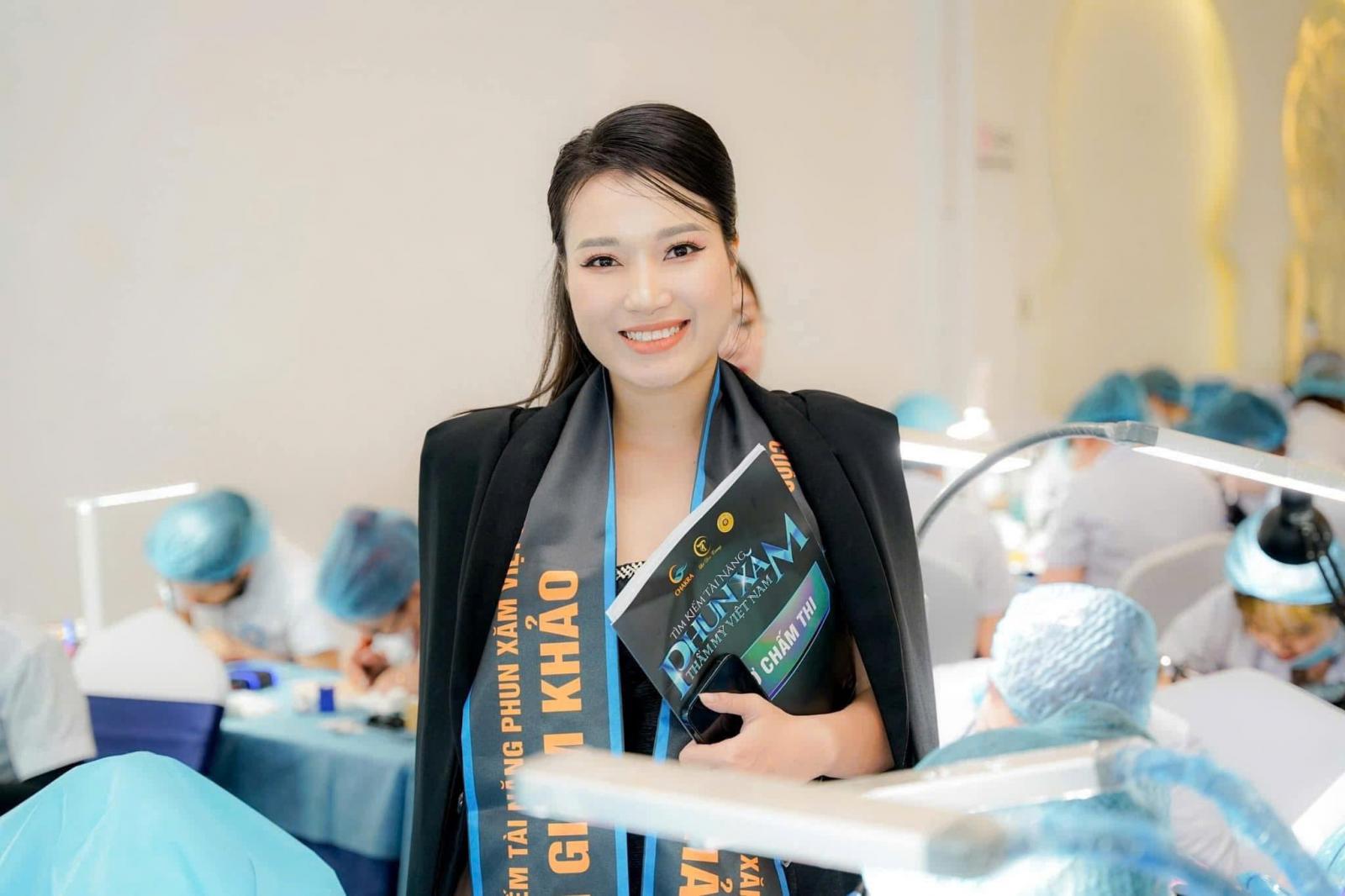 Phun xăm lông mày Diễm Anh